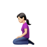 donna inginocchiata: carnagione chiara