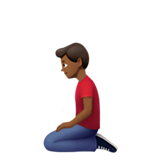 uomo inginocchiato: carnagione abbastanza scura