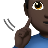 uomo con problemi di udito: carnagione scura