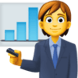 Persona che fa un lavoro d’ufficio - Facebook