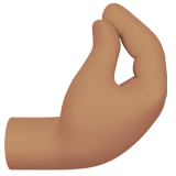 mano a pigna: carnagione olivastra