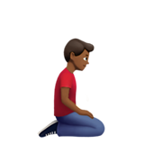 uomo inginocchiato: carnagione abbastanza scura e a destra