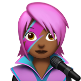 cantante donna: carnagione abbastanza scura