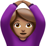 donna con gesto OK: carnagione olivastra